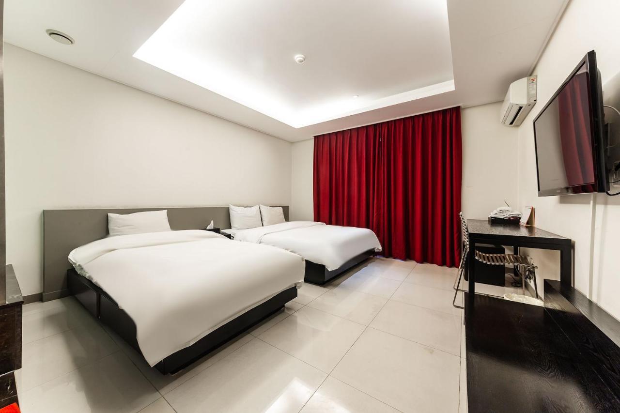 G Tourist Hotel Wolmido Incheon Exterior photo